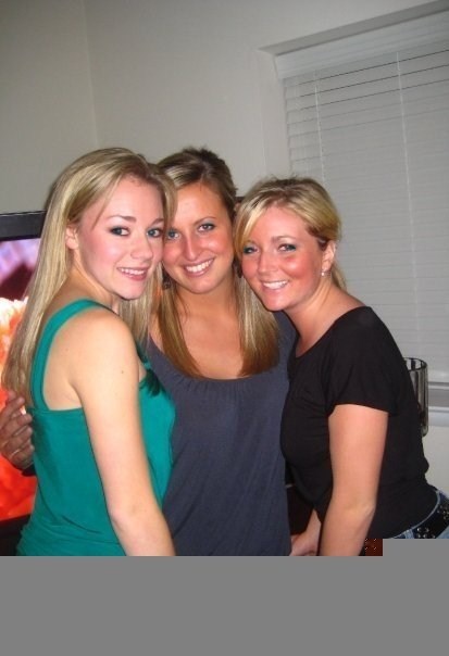 Casey, Jayme Richards and Lindsey Burke, Xmas Break 08-09.jpg